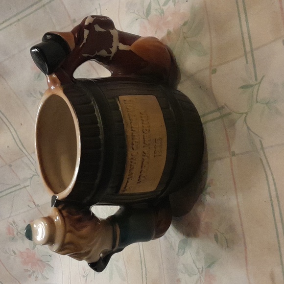 1980 Jim Beam Whiskey Barrel Fox Handles Mug - Picture 2 of 8